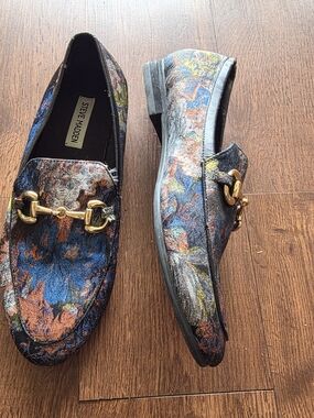 Steve Madden Metallic Floral Jacquard Loafers with Gold Horsebit